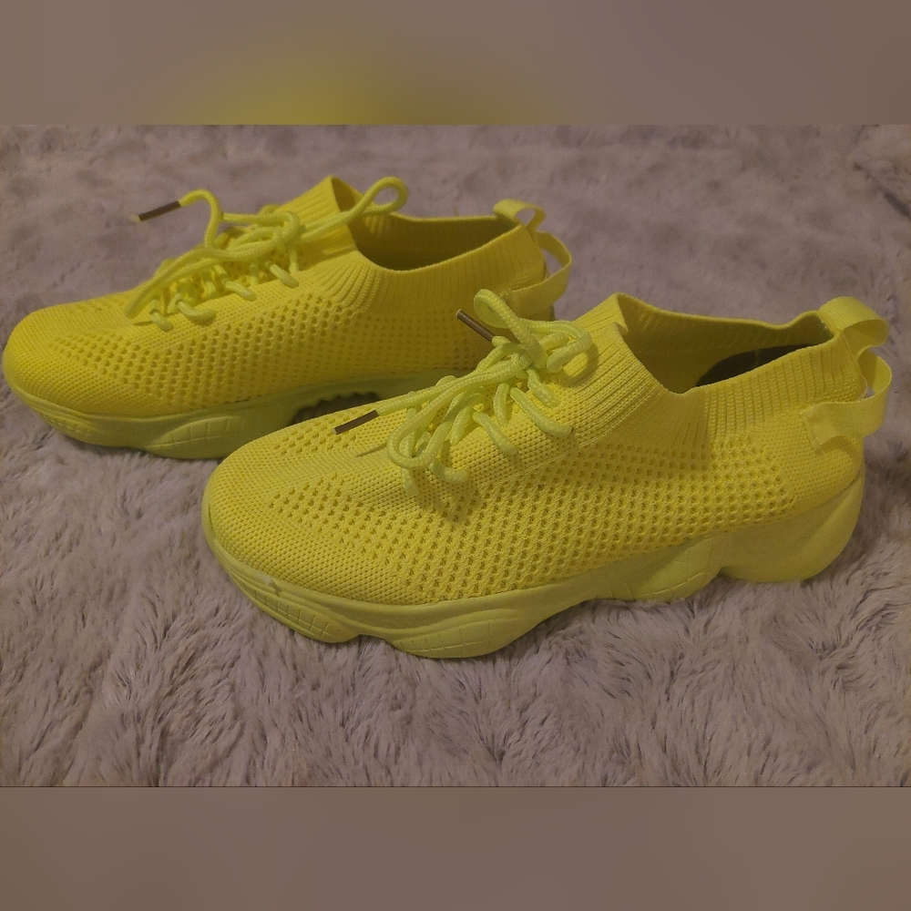 Women's Sneakers